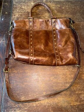 EUC Patricia Nash Carducci Pocket Tote Leather Bag With Antique Stud Detailing